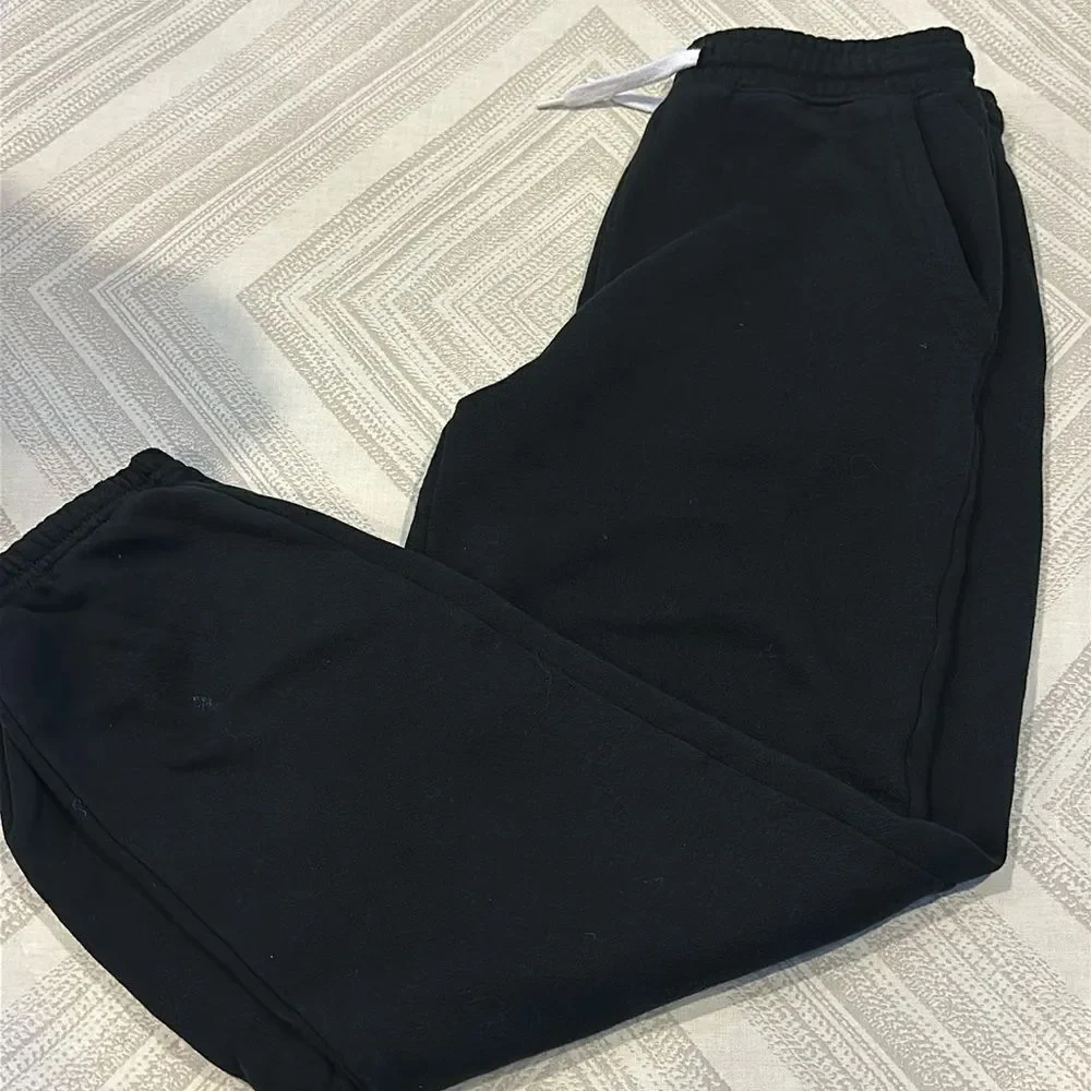 Old Navy Boys Black Sweatpants - Size XL (14/16)